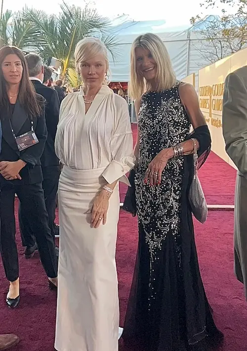 Anna Karolina Heinrich und Pamela Anderson - Golden Globes 2026