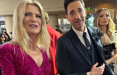 Adrien Brody & Anna Karolina Heinrich auf dem Golden Globes 2025 Red Carpet
